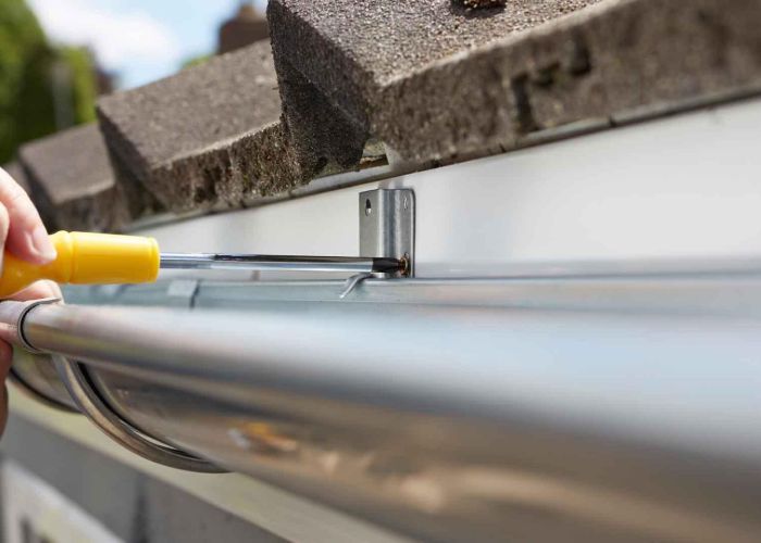 Pose et réparation de gouttière à Gagny (93220) en Seine Saint Denis (93) 93 Pose et réparation de gouttière à Gagny (93220) en Seine Saint Denis (93) 93